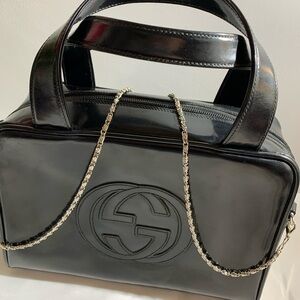 GUCCI GG Logo Patent Leather Handbag Black Medium